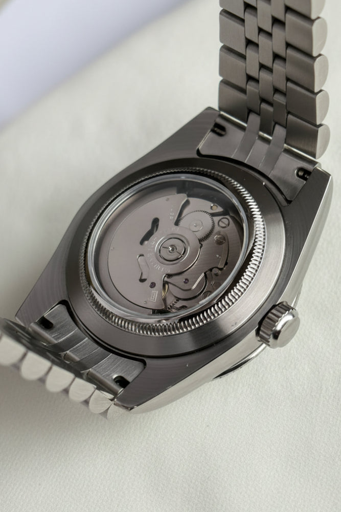 Mod Prestique Purple Dial